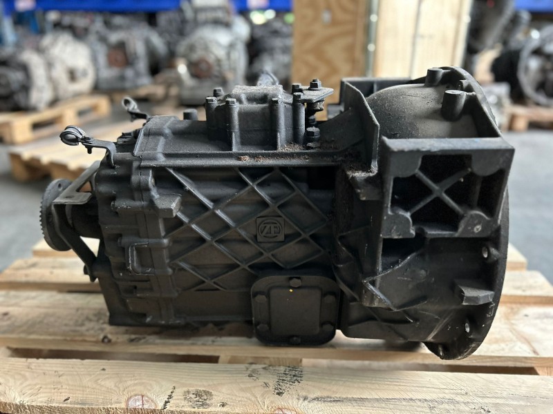 CAMBIO VOLVO FL6 ZF S5-42 1307050143