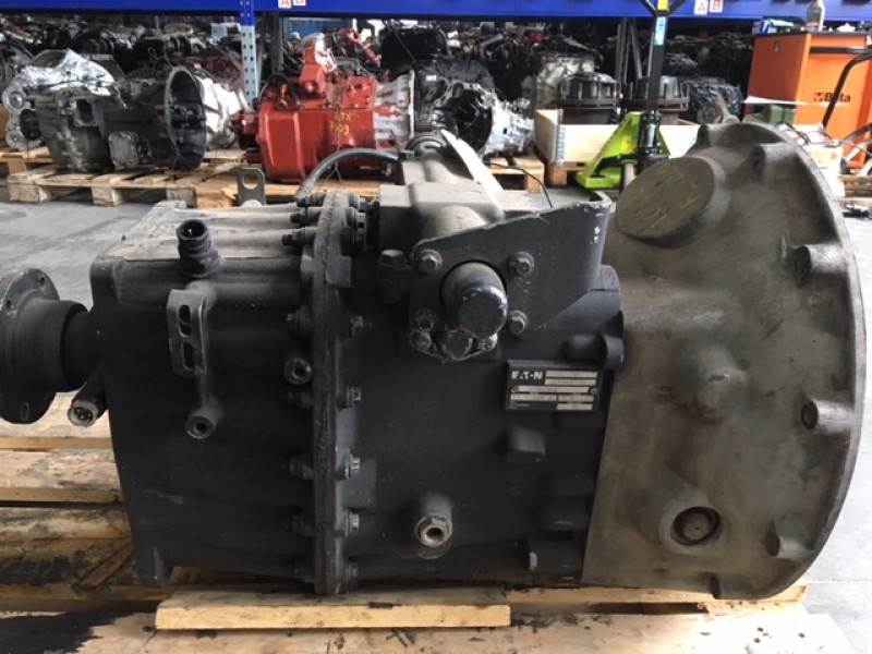 Cambio Volvo FL6 220 EATON FS 4106 B V Y04343 VOLVO 20401948